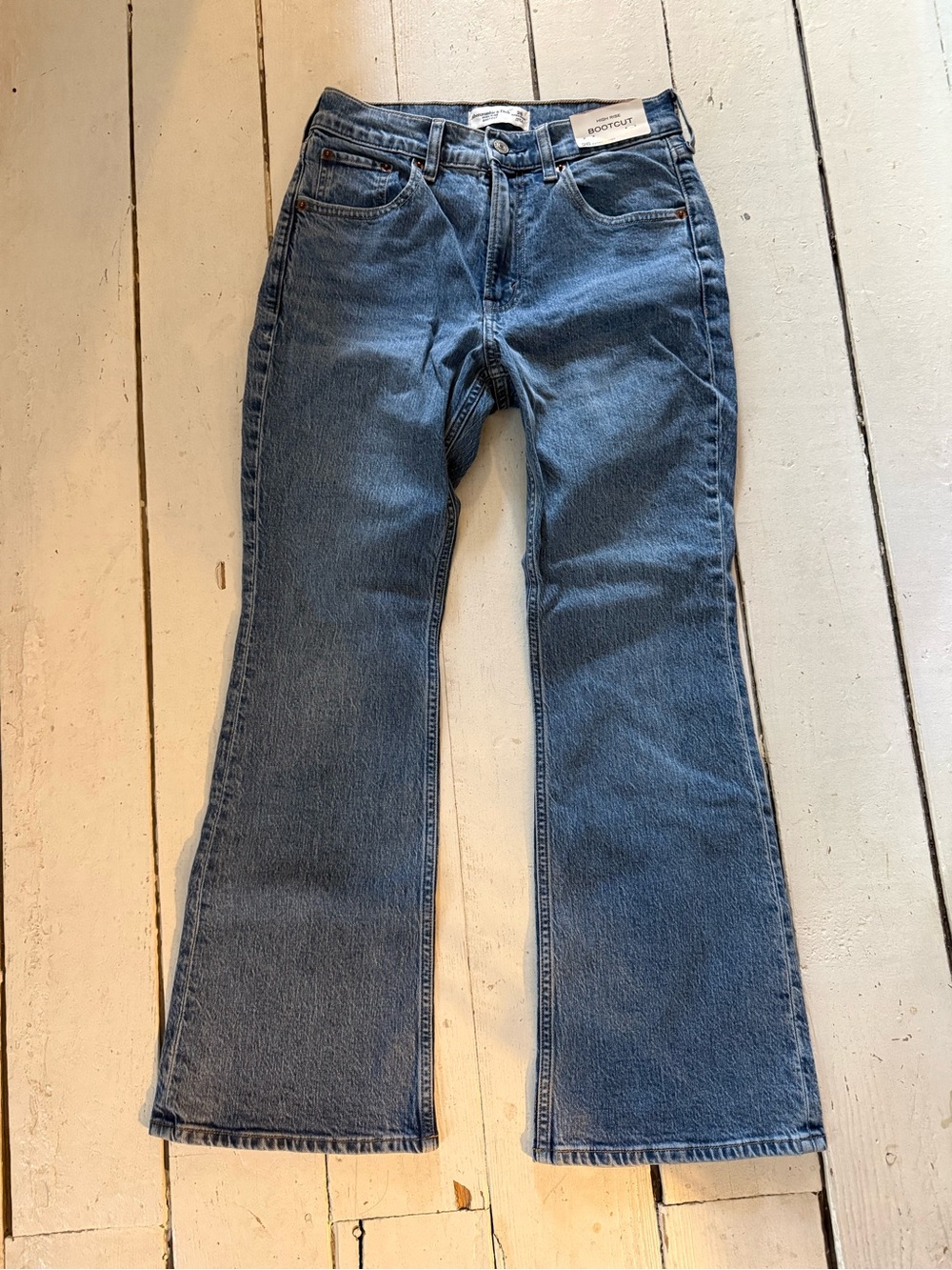 NWT Abercrombie & Fitch High Rise Bootcut jeans
